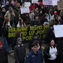 MUP KS: Na protestima u Sarajevu je bilo oko 6.000 građana